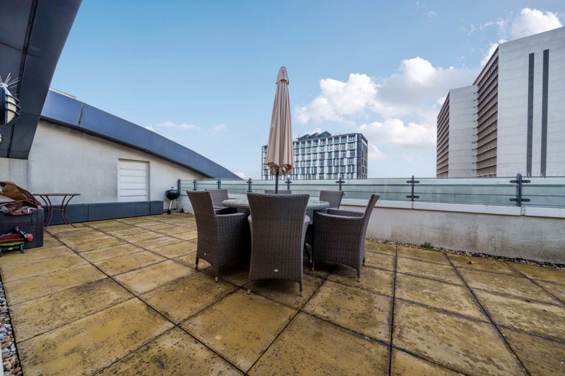 Roof terrace- click for photo gallery